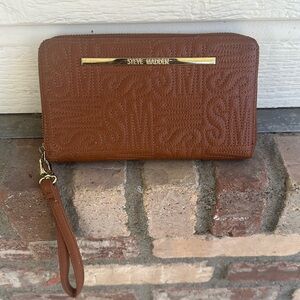STEVE MADDEN BROWN WALLET CALLOUT INSIDE SEE THE PICTURES